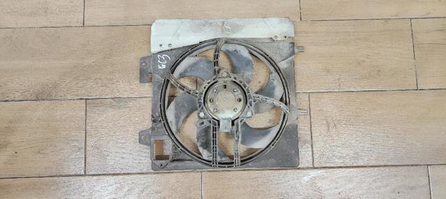 9653804080 PEUGEOT Difusor del radiador de refrigeración con motor y hélice  disponible Ourense