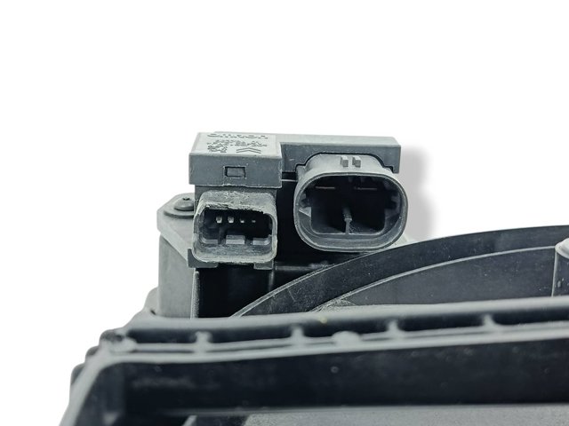 965380408001 Difusor del radiador de refrigeración con motor y hélice  comprar en Reus