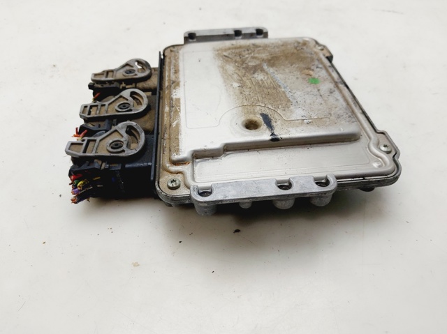 9653958980 ECU  en stock Sabadell