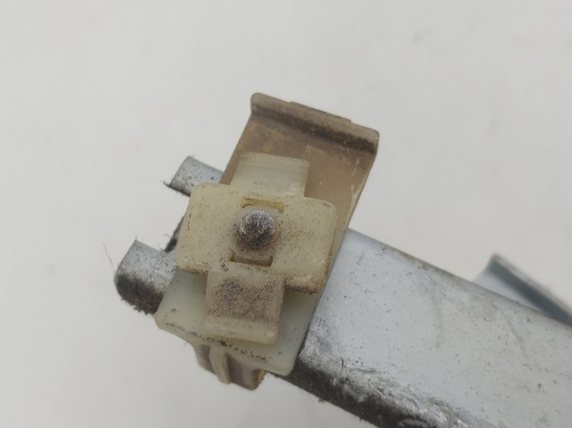 96541737 GM Motor del elevalunas de la puerta delantera izquierda  comprar en Lleida