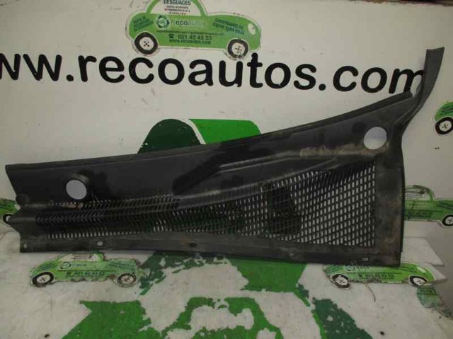 Rejilla de limpiaparabrisas izquierda 96544353 GM/Chevrolet