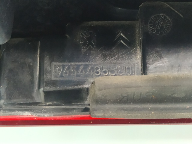PEUGEOT 9654435580 Luz de freno trasera adicional  comprar en Ponferrada