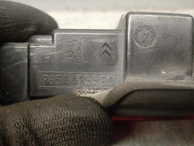 PEUGEOT 9654435580 Luz de freno trasera adicional  comprar en Albacete