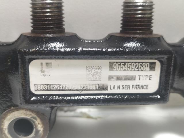 9654592680 Sensor de presión de combustible  en stock Granada