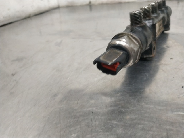 Sensor de presión de combustible Peugeot 208 CA, CC