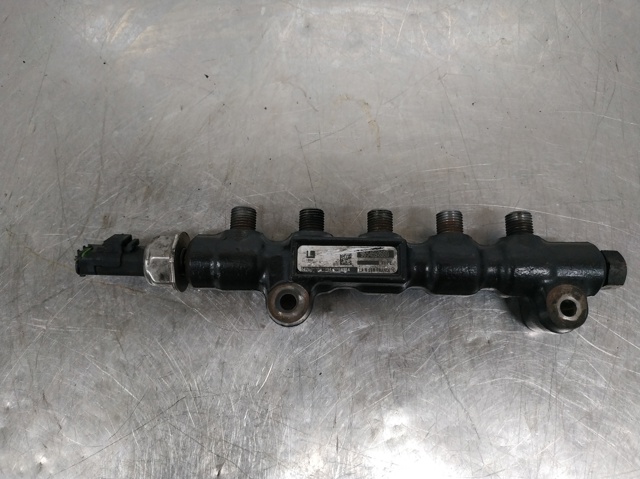 Sensor de presión de combustible Peugeot 208 CA, CC