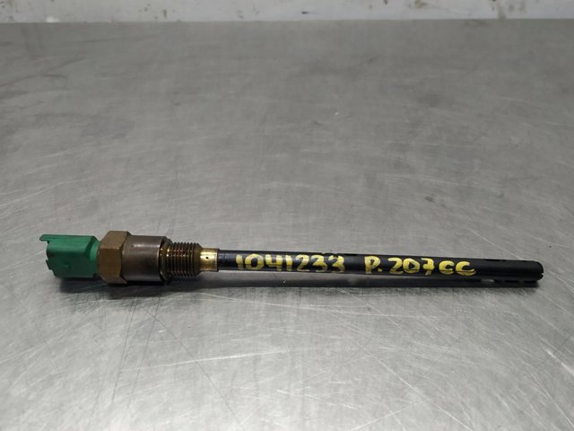 Sensor del nivel de aceite del motor Renault Master II furgoneta comprar en España