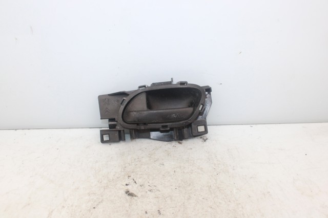 96555515XT Manija interior de puerta delantera izquierda  disponible Málaga