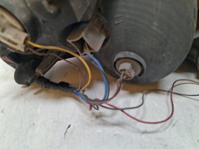 96563515 GM Piloto trasero derecho  comprar en Lleida