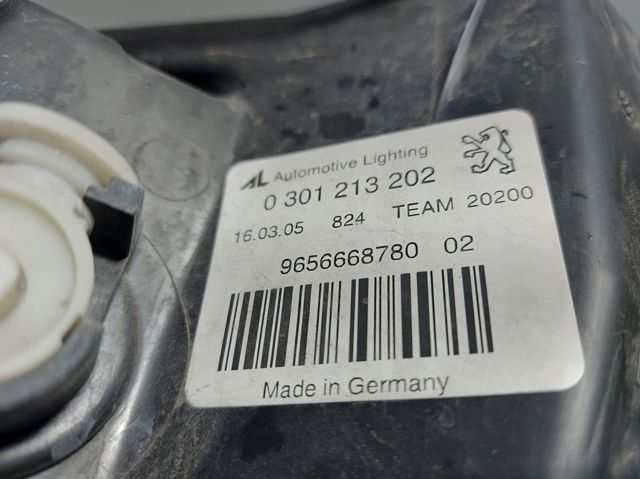 9656668780 PEUGEOT Faro derecho  disponible Alicante