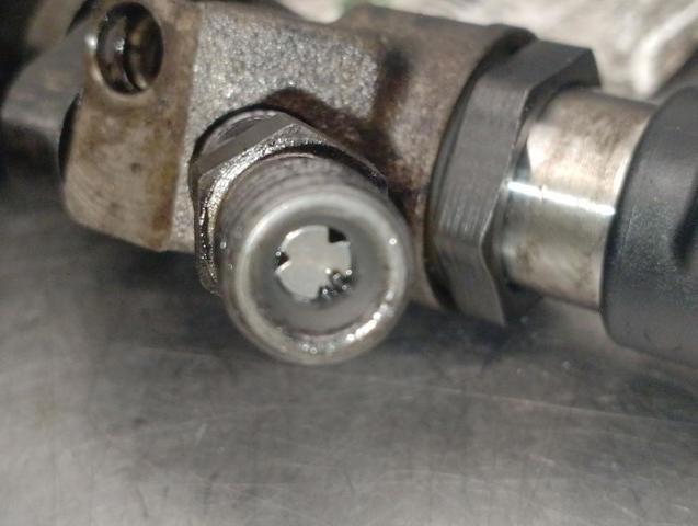 FORD 9657144580 Inyector de combustible  comprar en Murcia
