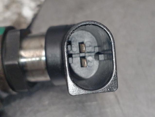 9657144580 Inyector de combustible  disponible Málaga