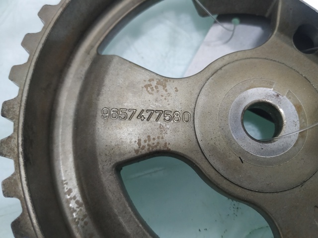 Piñón del árbol de levas para Peugeot 407 6D