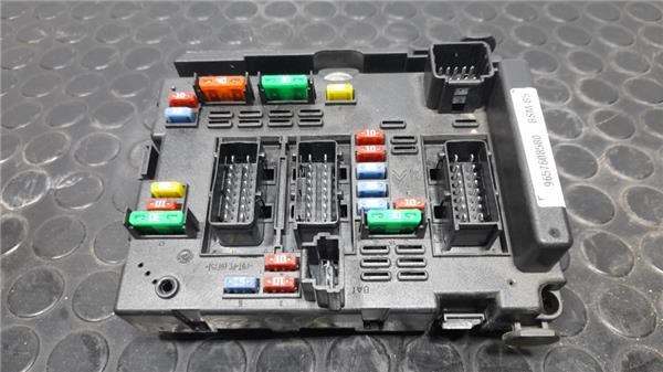 9657608580 PEUGEOT Caja de fusibles trasera interior  comprar en Jaén