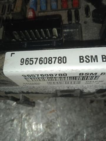 PEUGEOT 9657608780 Caja de fusibles  en stock Terrassa