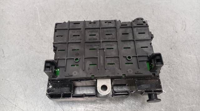 9657608880 PEUGEOT Caja de fusibles  comprar en Jaén