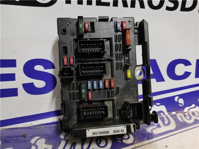 9657608880 Caja de fusibles  comprar en Reus