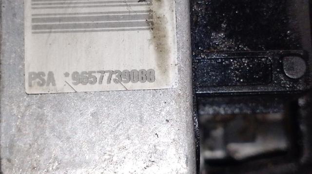 PEUGEOT 9657739080 Bomba de dirección comprar Tarragona
