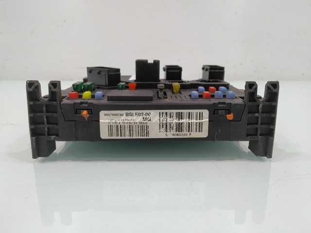 9657999780 PEUGEOT Caja de fusibles  disponible Ourense
