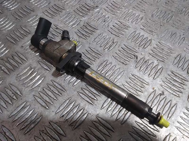 Inyector de combustible 9658194180 PEUGEOT