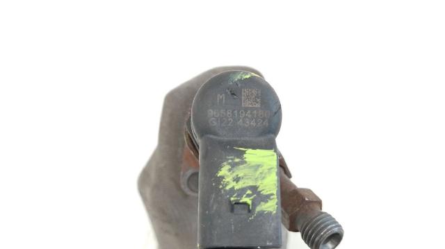 PEUGEOT 9658194180 Inyector  en stock Terrassa