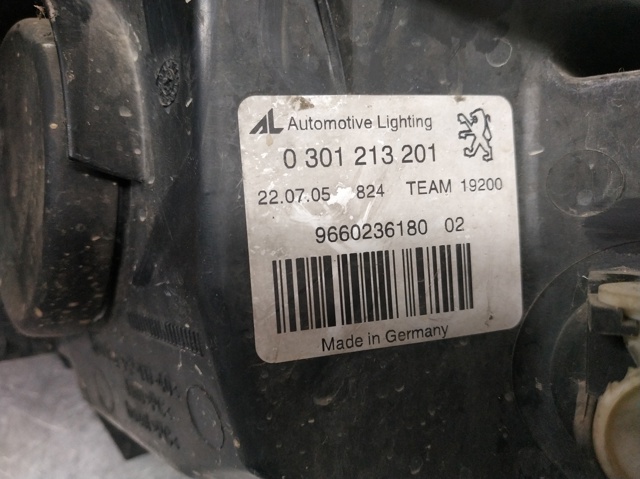 Optica delantera Peugeot 407  familiar comprar en España