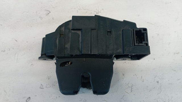 9660403980 Cerradura de tapa de maletero  disponible Utrera