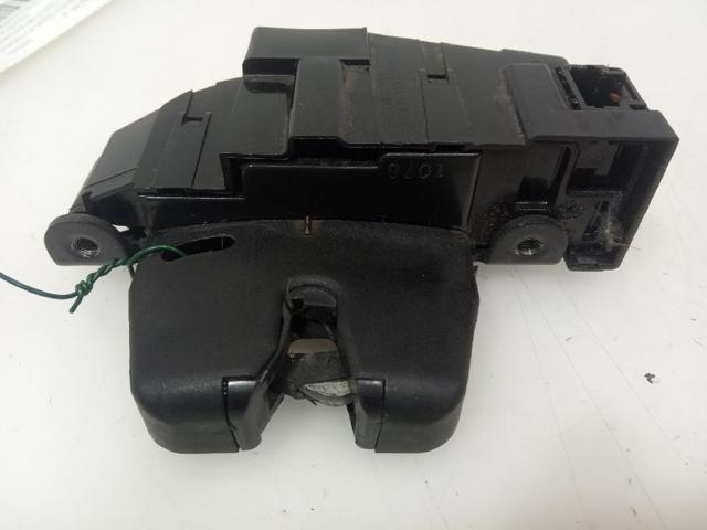 Comprar Cerradura de puerta de maletero C4  UA