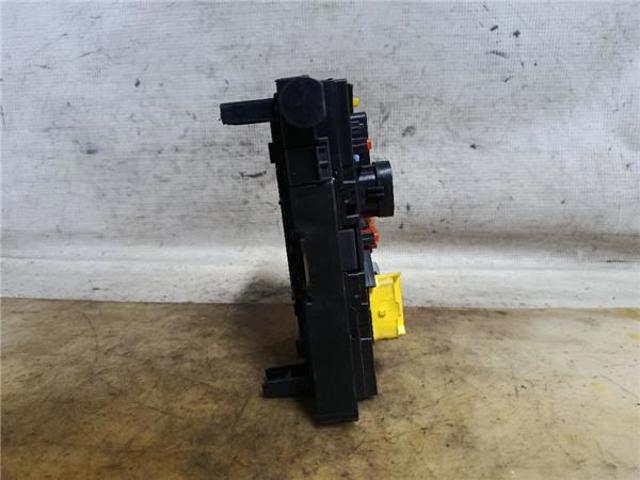 9661086980 PEUGEOT Caja de fusibles comprar Bilbao