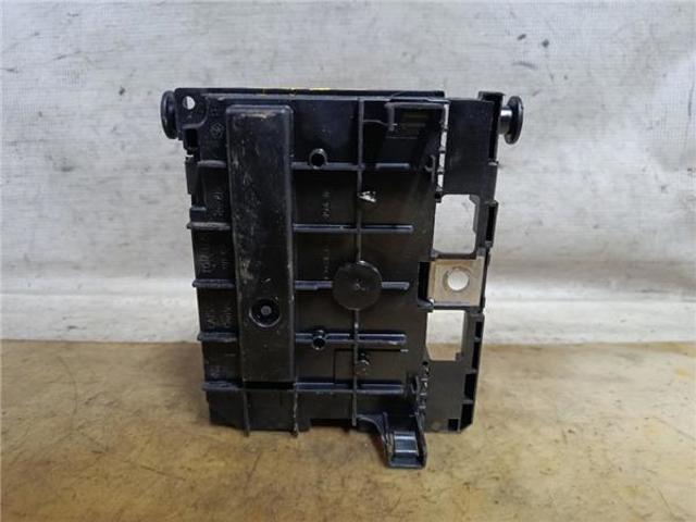 PEUGEOT 9661086980 Caja de fusibles  comprar en Albacete