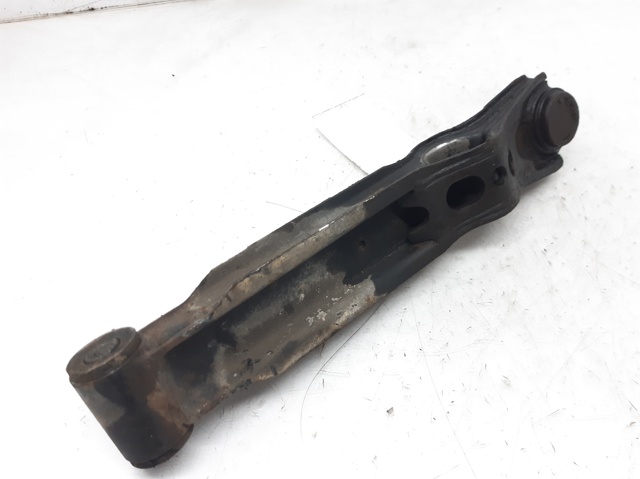 96611265 GM Brazo inferior izquierdo/derecho de suspensión delantera  disponible Ourense