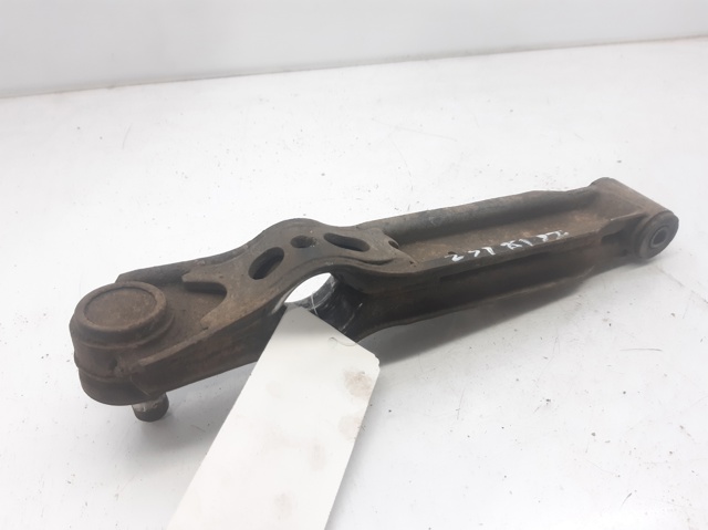 96611265 GM Brazo inferior izquierdo/derecho de suspensión delantera  disponible Ourense
