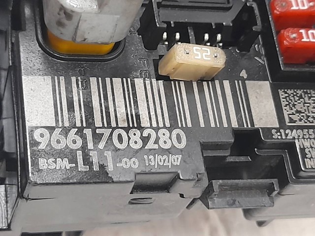 9661708280 PEUGEOT Caja de fusibles  comprar en Jaén