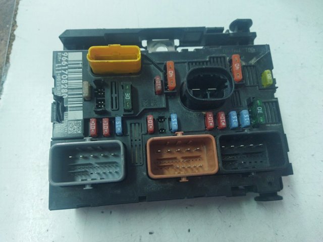 9661708280 PEUGEOT Caja de fusibles  en stock Córdoba