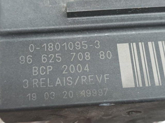 PEUGEOT 9662570880 Relé de bujías de precalentamiento  disponible Valladolid
