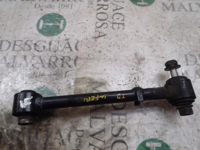 Travesaño de la suspensión trasera 96626425 OPEL