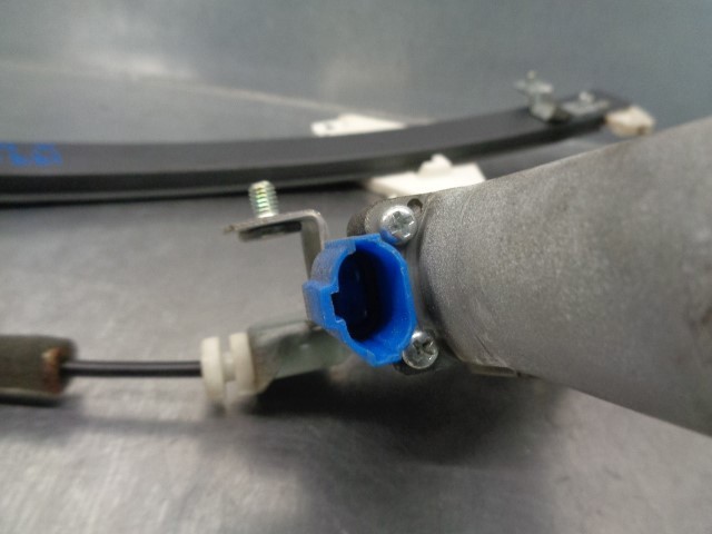 96627080 Motor del elevalunas de la puerta delantera derecha  en stock Granada