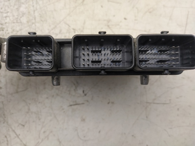 PEUGEOT 9663548180 ECU  en stock Terrassa