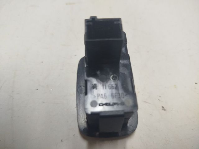 96639378ZD Unidad de control de elevalunas trasero comprar Girona