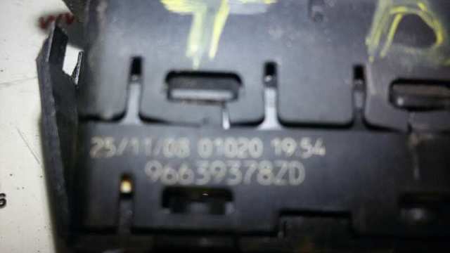 96639378ZD PEUGEOT Unidad de control de elevalunas trasero  en stock Gandía
