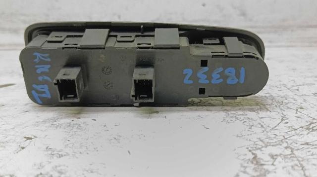 96639383ZD Interruptor de elevalunas delantera izquierda  en stock Castellón