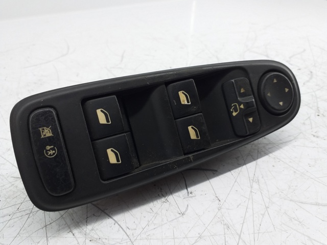 96639383ZD PEUGEOT Interruptor de elevalunas delantera izquierda comprar Madrid