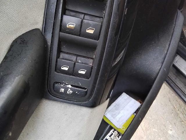 PEUGEOT 96639383ZD Interruptor de elevalunas delantera izquierda comprar Tarragona