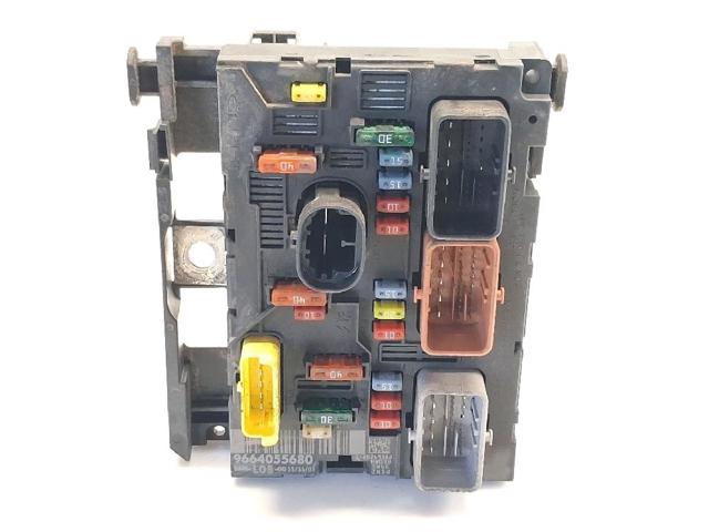 PEUGEOT 9664055680 Caja de fusibles  disponible Lugo