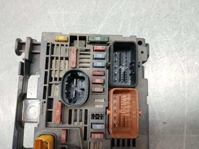 PEUGEOT 9664705880 Caja de fusibles comprar Pamplona