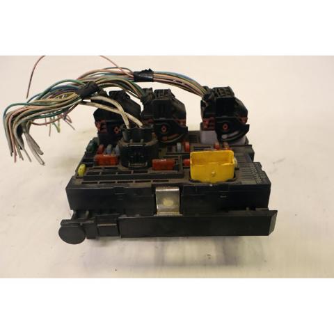 PEUGEOT 9664705880 Caja de fusibles  en stock Terrassa