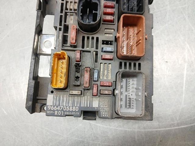 9664705880 Caja de fusibles comprar Sevilla