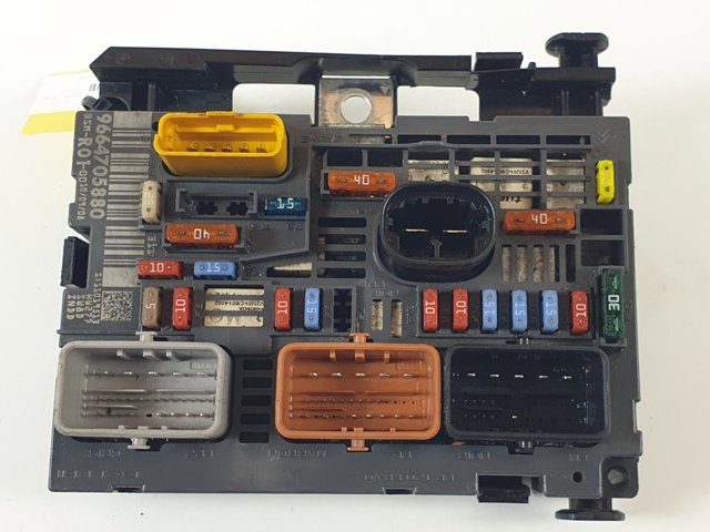 9664705880 Caja de fusibles comprar Sevilla