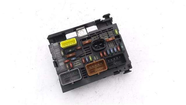 9664705980 Caja de fusibles  en stock Sabadell