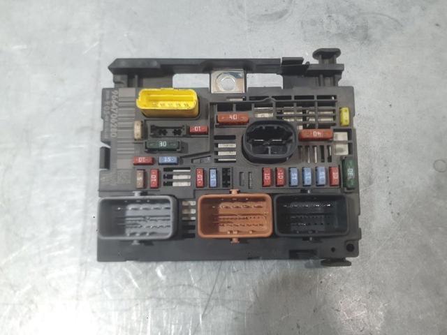 Precio del repuesto Caja reles 308 I hatchback